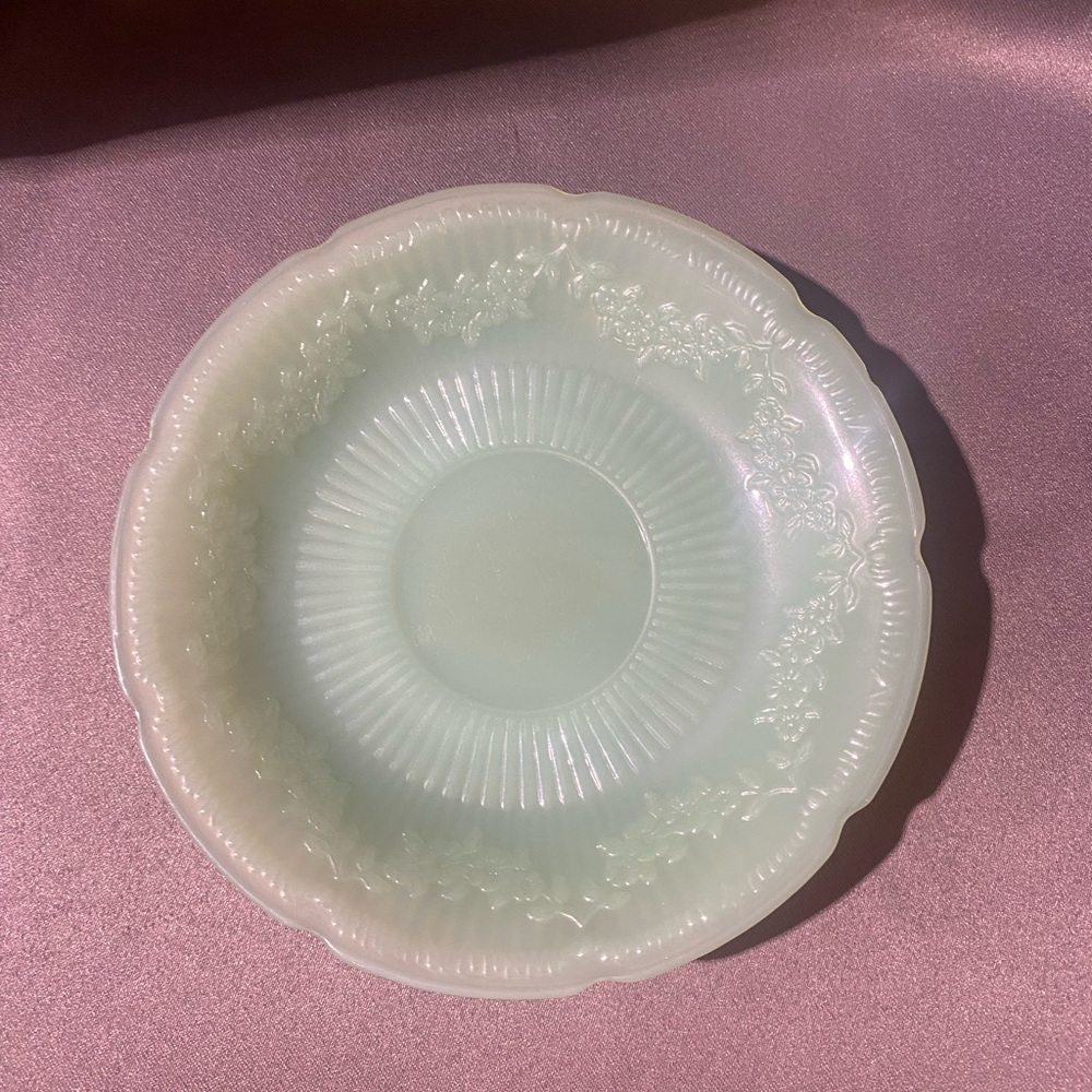 Vintage Jadeite Fire King Green Milk Glass Plate Floral Alice Pattern 6"